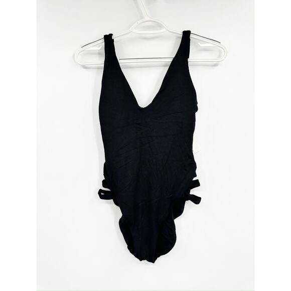 Becca by Rebecca Virtue Sophie Over The Shoulder One Piece Swimsuit - Picture 2 of 7